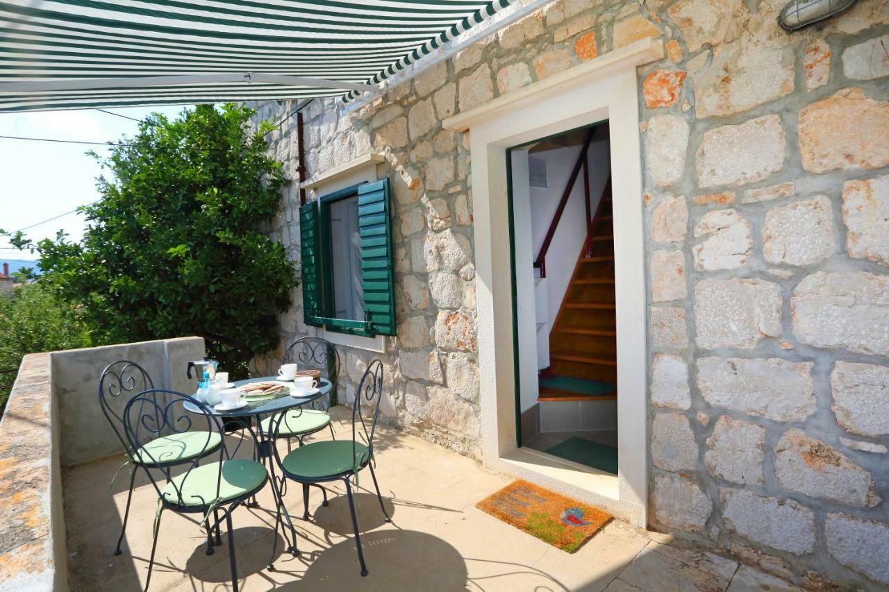 Apartment Dulcis Stari Grad  Esterno foto